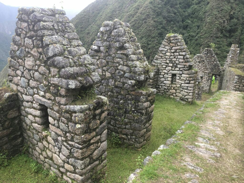 Découvrez les prénoms incas anciens et leur signification dans la culture andine.